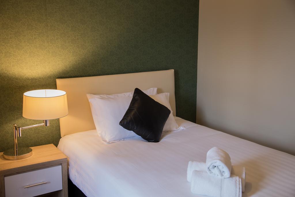 Armorica Otel Oranmore Dış mekan fotoğraf